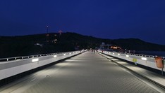 Korona zapory solińskiej wieczorem